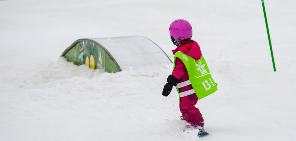 cours de snowboard pour enfants