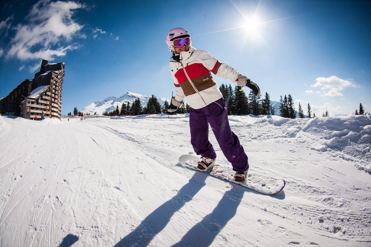 GUIDE TO SOLO SNOWBOARDING HOLIDAYS MINT Snowboarding