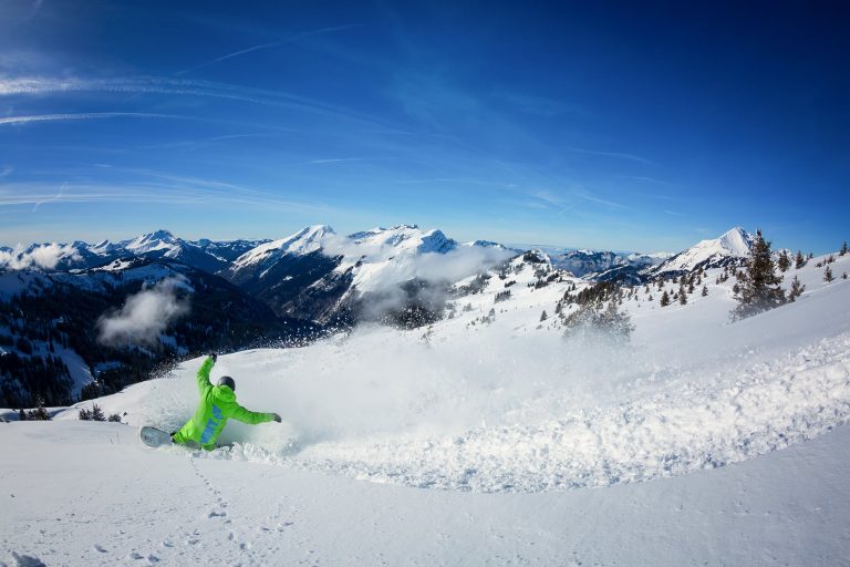 Snowboard Camps for Adults 2022/2023 MINT Snowboarding