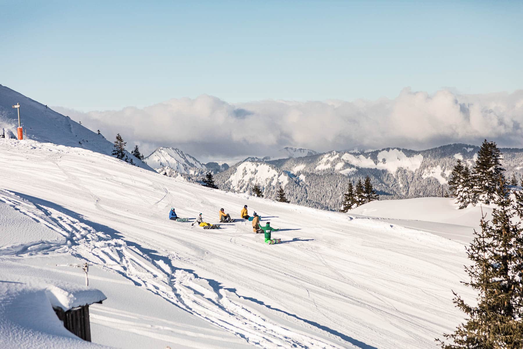 AWESOME JOB OPENING AT MINT SNOWBOARDING