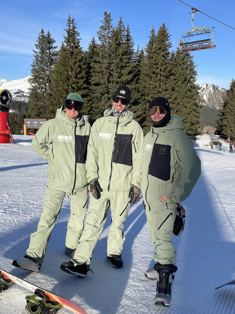 Snowboard Instructors In Avoriaz